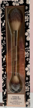 VINCE CAMUTO LUXURY BEAUTY COLLECTION Duo Face Brush - Blue Paisley
